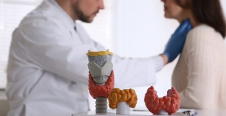Tiroit Kanseri Belirtileri Nelerdir?